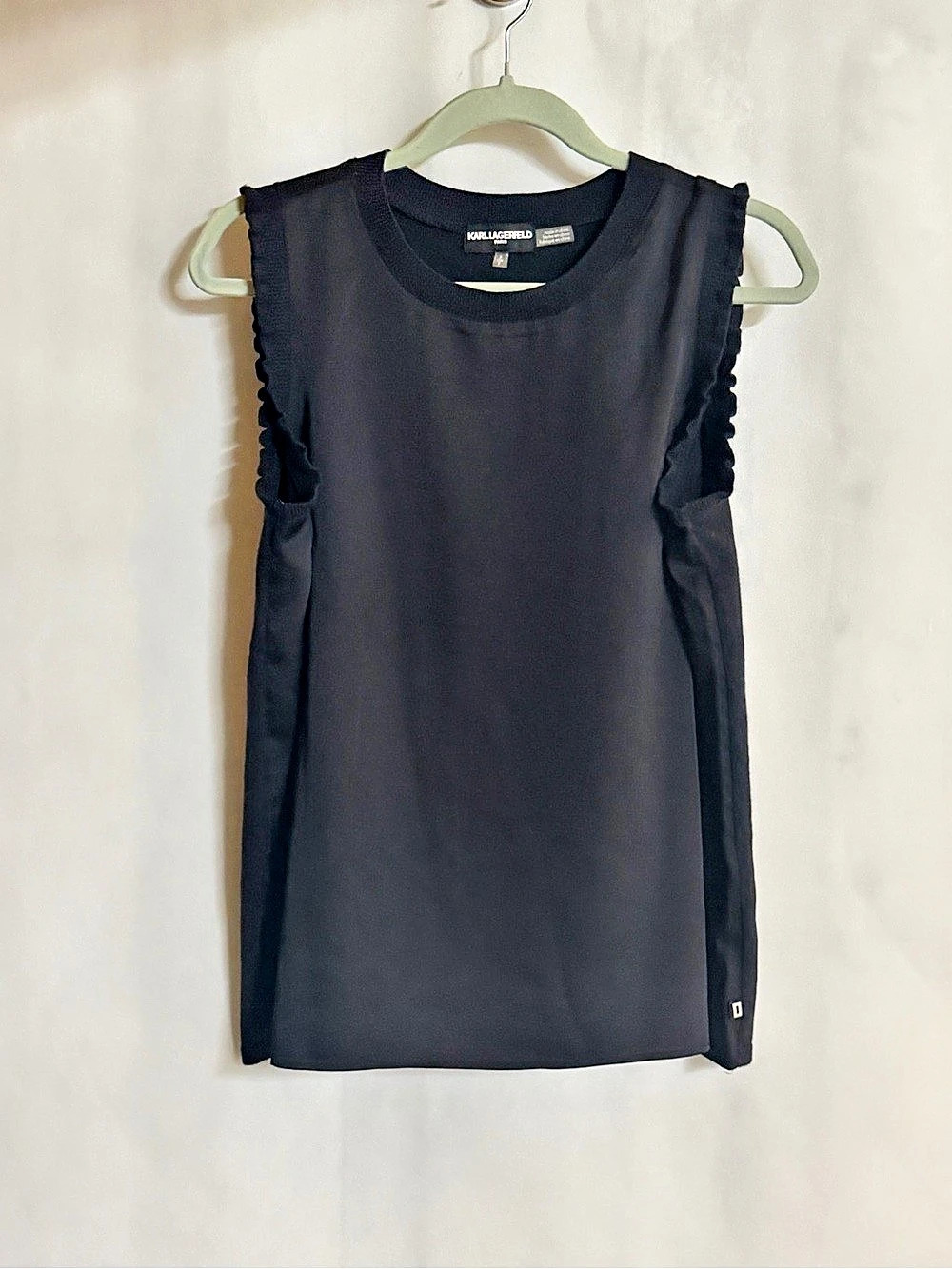 Karl Lagerfeld Paris Black Ruffle Trim Sleeveless Top Size Small